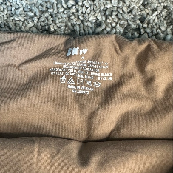 Skims Fits Everybody Bandeau Top bra strapless beige medium tan tube seamless - Picture 3 of 6